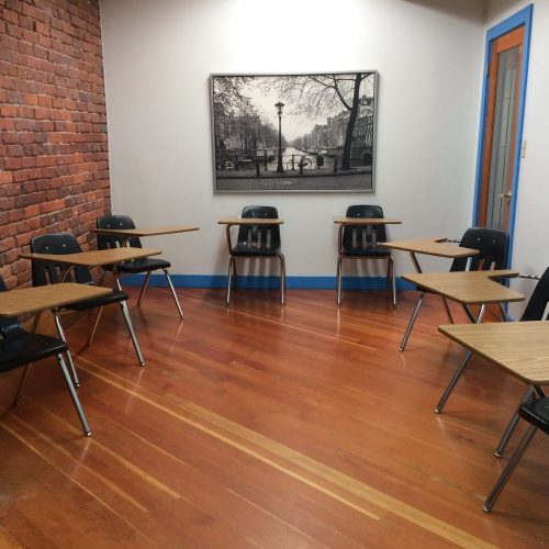 Oxford House Vancouver classrooms (3)